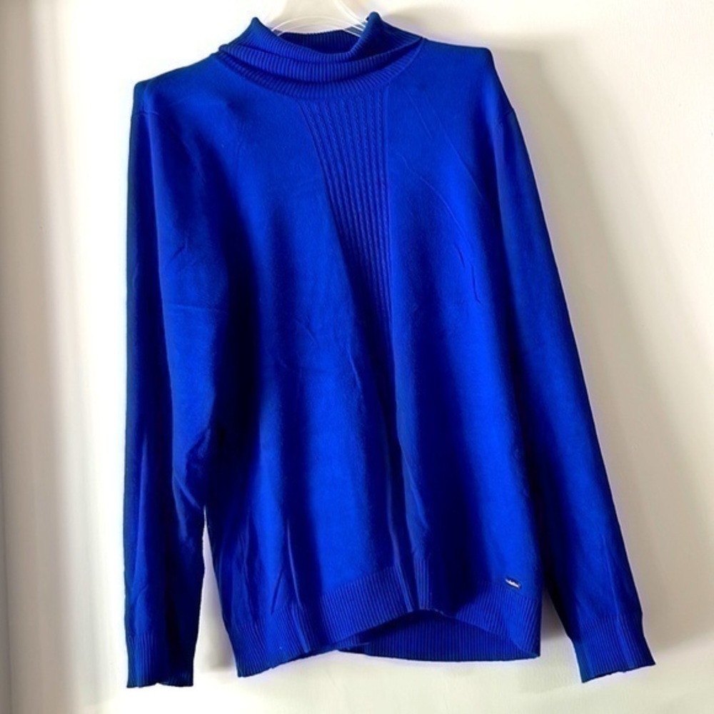 Calvin Klein blue extra large Cowell neck sweater